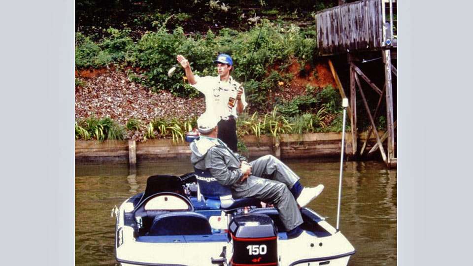   Kerchel had captured the hearts of angling fans after finishing last in the 1993 Classic but returned to the 1994 Classic via the same arduous route of the Federation Nationâs system of elimination tournaments. He became the first angler to qualify for two consecutive Classics from the Federation. Kerchelâs success story was expected to end there. But on Day 1, he brought a five-bass limit to the scales that weighed 11-2, good for fourth place. 