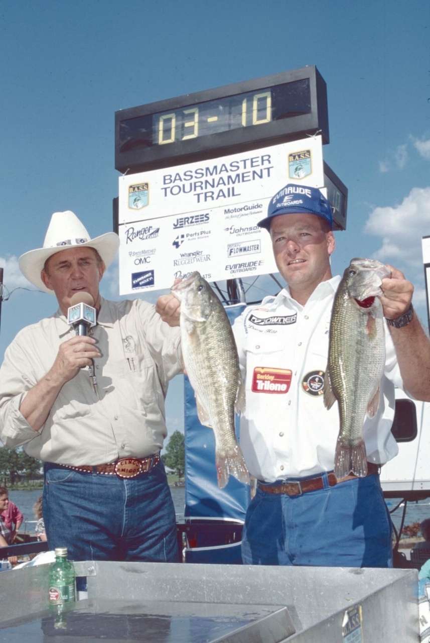 Hite won $45,000 at the 1996 Alabama Bassmaster Top 100 on Lake Neely Henry, really establishing himself as a force on the circuit.
