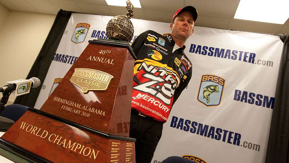   <b>2010 BASSMASTER CLASSIC:</b> Kevin VanDam continued a dominant run by winning his third Bassmaster Classic, this time besting the top 5 anglers who fished within earshot of each other in Lay Lakeâs Beeswax Creek. KVD, who had won the 2009 AOY title, became the first angler to top $4 million in career earnings.
