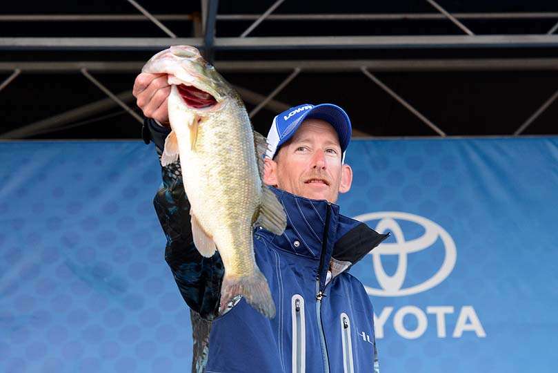 Jason Vaughn with a fish that qualified him for the Top 10. 
