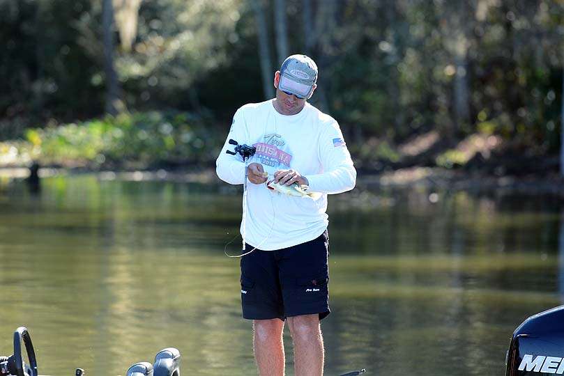 During competition this bass would not go into the livewell. Keeper bass must measure a minimum of 16 inches. 