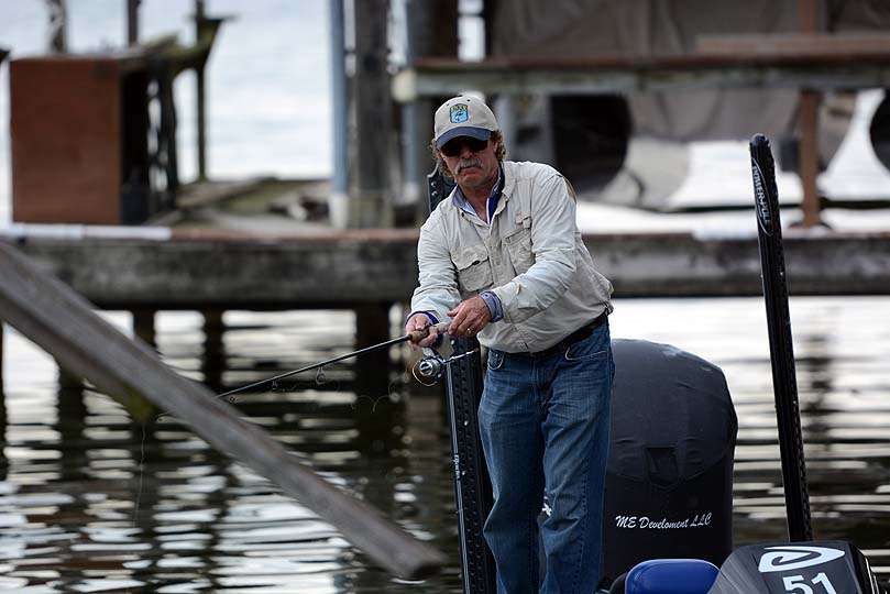 Hamer puts on a dock fishing seminar with his up-close casting skills. 