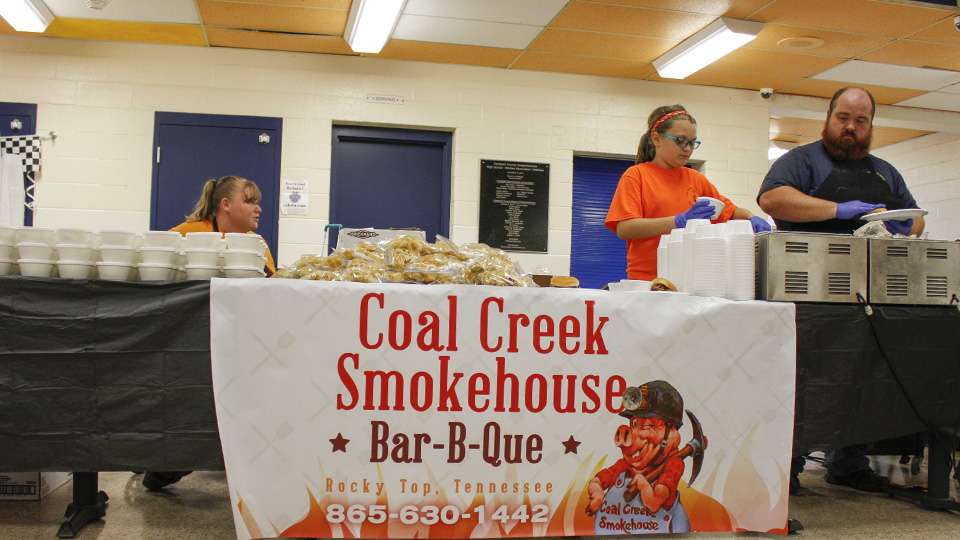 Before the briefing began, anglers grabbed a bite to eat provided by Coal Creek Smokehouse BBQ.