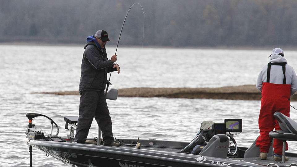 He swings it in the boat and it looks like it will be a line-burner for the 15-inch Tennessee length limit.