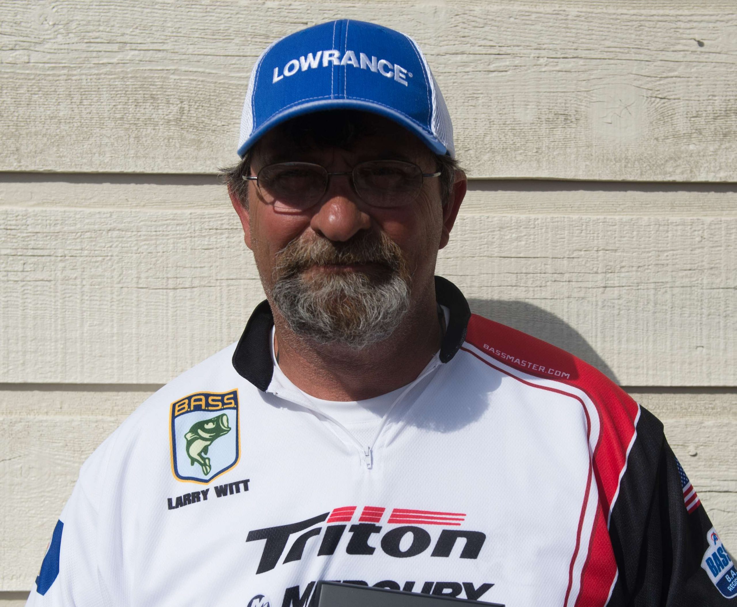 Larry Witt <br>
Virginia Nonboater <br>
Larry Witt likes seeing fish up close, and not just on the end of his line. When heâs not bass fishing, you can probably catch him scuba diving. Heâs a member of Virginiaâs Backyard Bassmasters, and heâs sponsored by Pro Choice Sporting Goods. 
