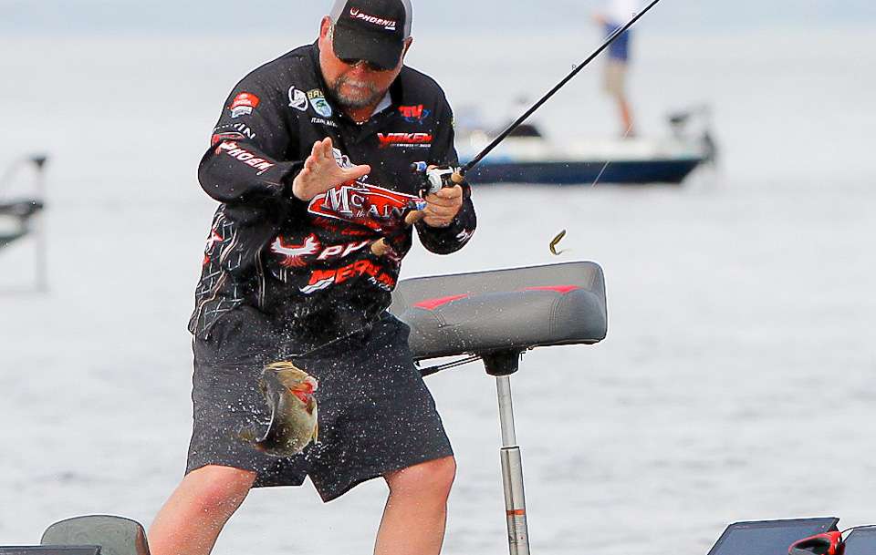 Randy Allen was one of many angler's that stuck with that pattern. 