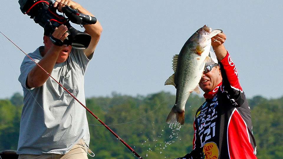  ...Rick Mason, just as he had done for 17 years, was there capturing the action for Bassmaster television. 