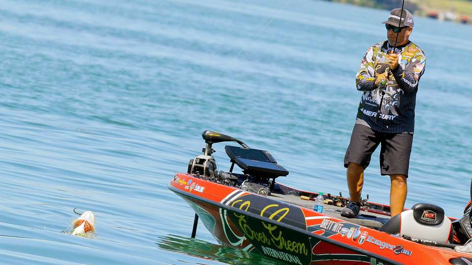But Iaconelli wasn't the only competitor that had found an incredible school of fish. Brett Hite was fishing close by, and caught so many fish on the first day...