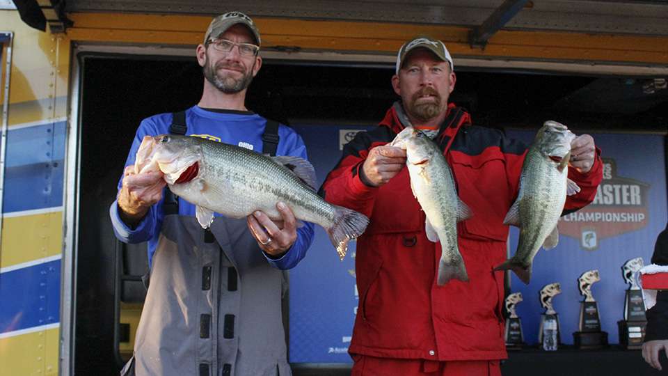 Travis Tenwadle and Keith Stewart of the Ohio Bass Nation (109th, 10-15)