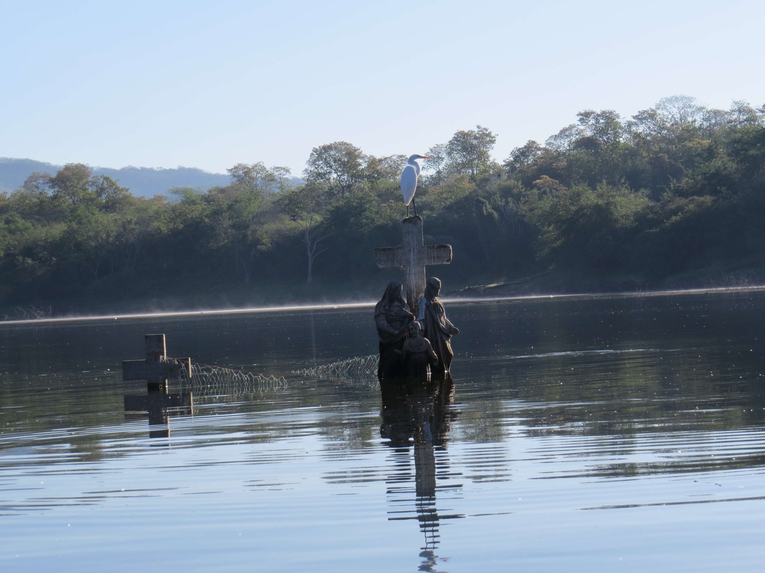 The El Salto wildlife and scenery make for some compelling situations.