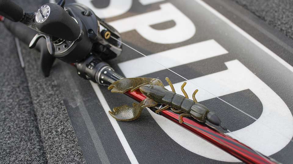 The third place finisherâs primary lure was a 4-inch Power Bait Chigger Craw. To that he rigged to a 4/0 Berkley Fusion 19 Flipping Hook and 1/4-ounce Reins Tungsten Weight. 