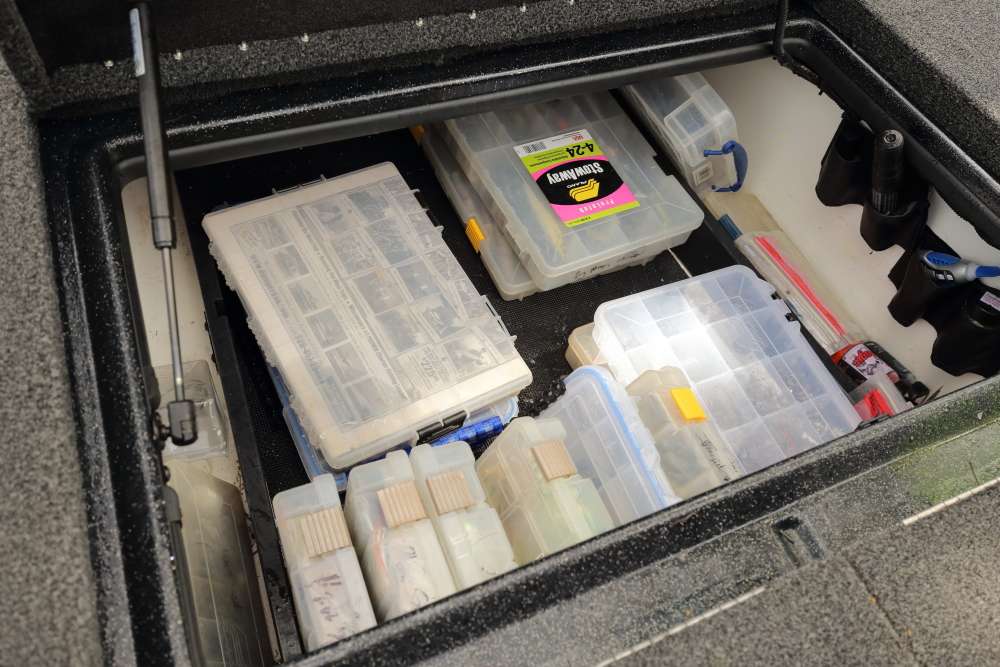 In this front storage compartment, there are boxes with hooks, other terminal tackle and spinnerbaits.