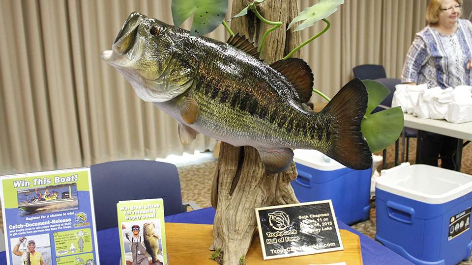 The Florida Trophy Catch organization is hoping for another fantastic year. They have incentives for anglers that catch bass over 8 pounds.