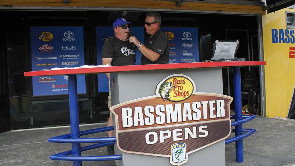 Day 1 of the Bass Pro Shops Bassmaster Southern Open on the Harris Chain of Lakes came to a close and anglers began to weigh their catches to see how they stacked up against the field.