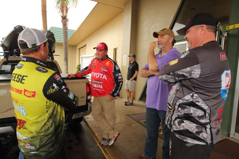Elite Series pros gather to register for the A.R.E. Truck Caps Bassmaster Elite at Lake Okeechobee event. 