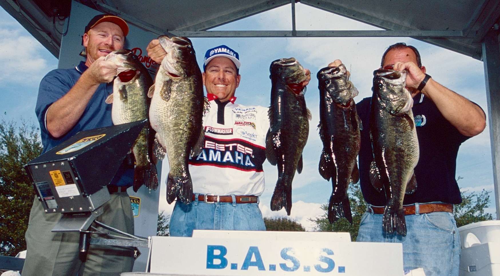 Rojas has four B.A.S.S. wins on his resume. Most special is the 2001 Florida Bassmaster Top 150 held at the Kissimmee Chain of Lakes. 
<p>
That is where Rojas set the B.A.S.S. record for Heaviest Single Day Catch (Five Bass Limit). The haul weighed 45 pounds, 2 ounces. Not surprisingly Kissimmee is one of Rojasâ favorite lakes. 
