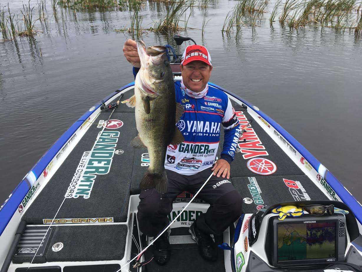 Dean Rojas is on the winning fish. Ten-pound club!  Four more of these and he will break his own record.