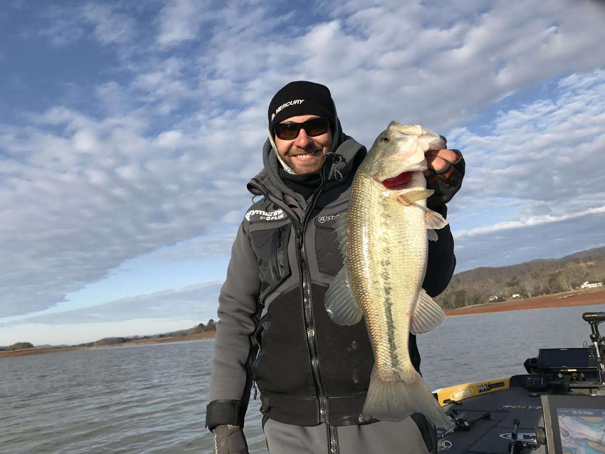 It's decision day. Largemouth led the way yesterday, so Brandon Lester decided to go looking for them first today. Water temp dropped overnight, so the bass are acting a little sluggish first thing but Lester just added a quality fish to the well. Stay tuned to see if the largemouth continue or smallmouth make a comeback today.