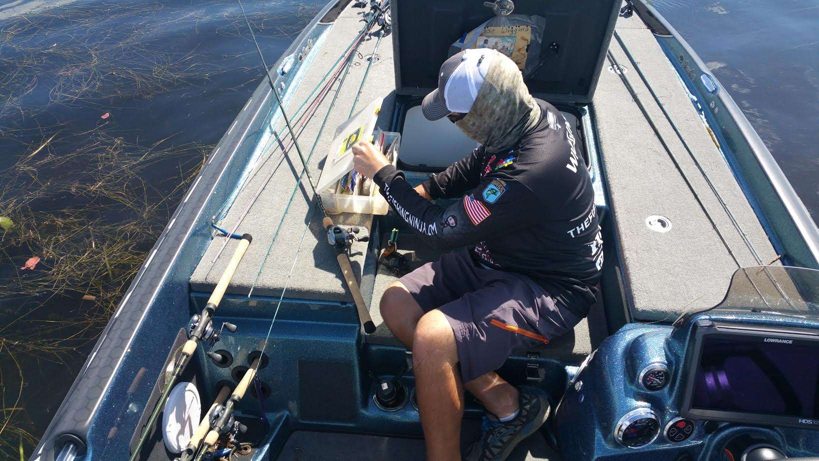 With just 3 1/2 hours fishing time, Wiggins is making a little tackle adjustment in order to get the upgrades he needs.
