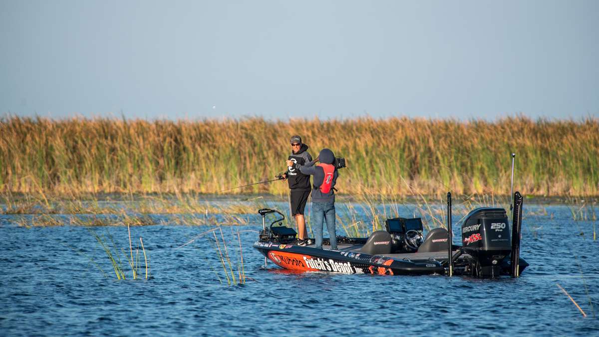 Go on the water with Cliff Prince on the final day of the A.R.E. Truck Caps Bassmaster Elite on Lake Okeechobee.