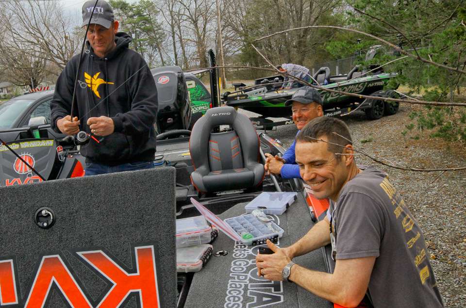 Kevin VanDam was the first angler we noticed when we pulled into the parking lot where registration was held. He was working on tackle and visiting with Davy Hite and J.D. Blackburn. 
