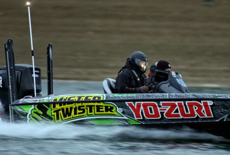 See the Elites race away from launch at the start of Day 1 of the Bassmaster Elite at Cherokee Lake.
