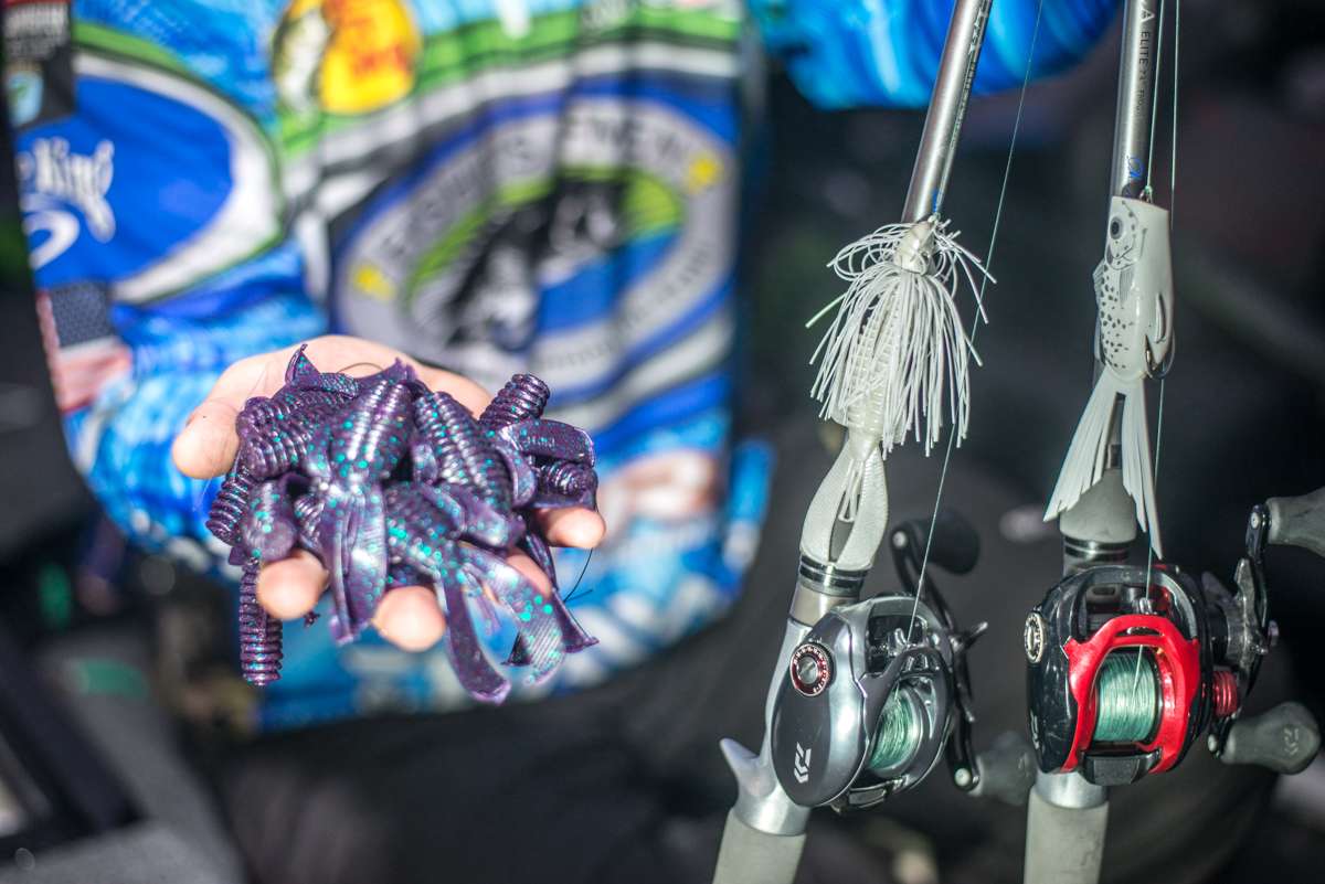 Montgomery also used a Strike King KVD Popping Perch for topwater action. âThe Magnum Rage Bug was the key, because it attracted the bigger bites,â he said.