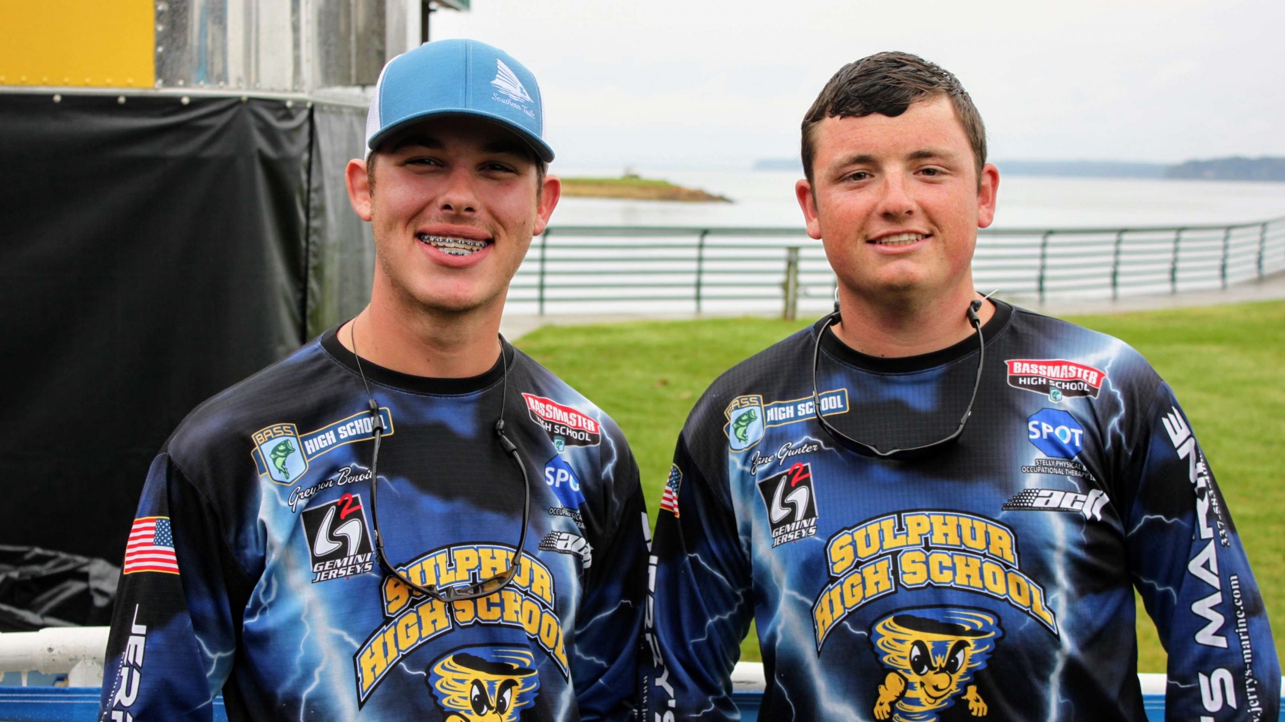 There was a tie for 18th place, so both squads earned entry into
  the national tournament. Here are Sulphur (La.) High School's Greyson
  Benoit and Zane Gunter who had a limit of 14-5.
