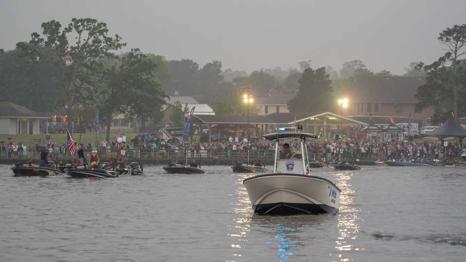 The top 25 anglers start the line-up for takeoff.
