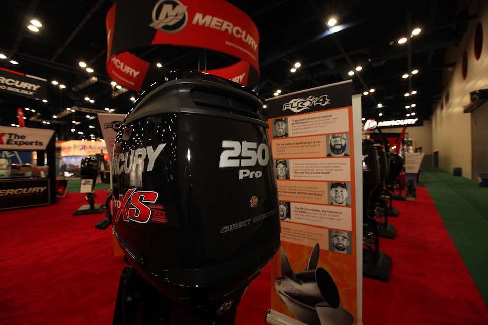 The Mercury 250 Pro XS delivers professional performance from the fastest bass boat engine on the water. The 250 Pro XS features a proven V6 block, carbon fiber reeds and available Torque Master gearcase. Precise fuel burn technology provides better fuel economy. That translates to a longer range for hunting fish.  