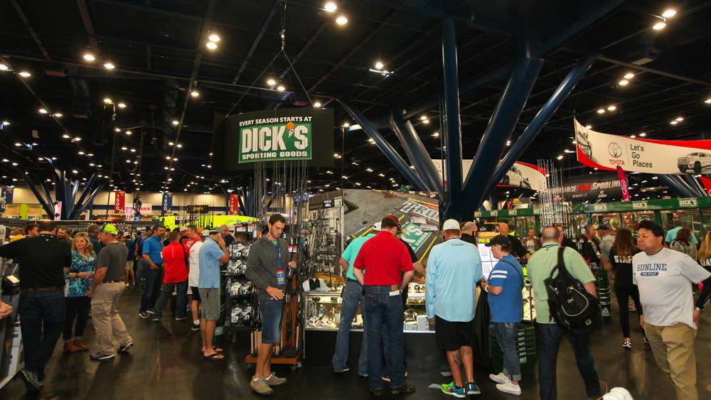 The Dickâs Sporting Goods booth is jammed packed!