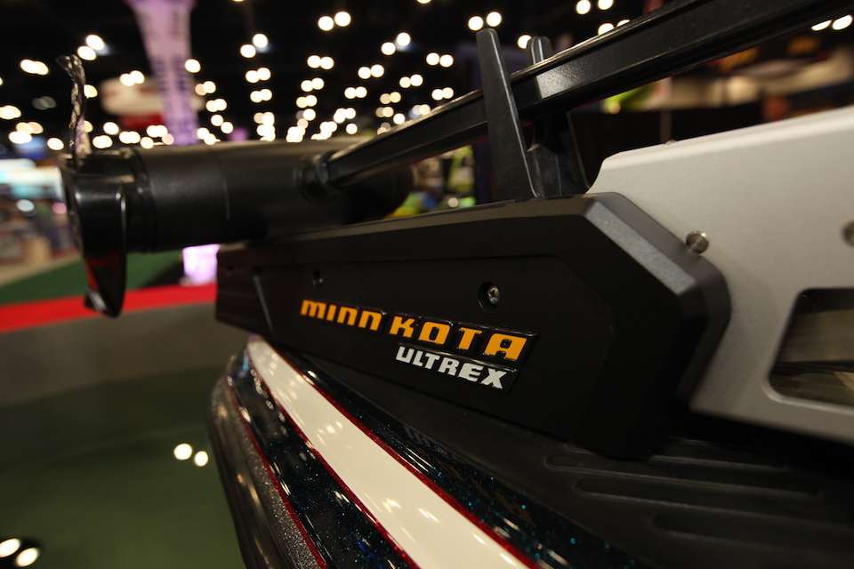 Step on the Ultrex foot pedal and feel what power steering does to a trolling motor. Then tap the Spot-Lock button to stay on a fishing spot automatically. Minn Kota built the incredible new Ultrex with the most responsive, intuitive steering ever and GPS-powered automatic boat control.  