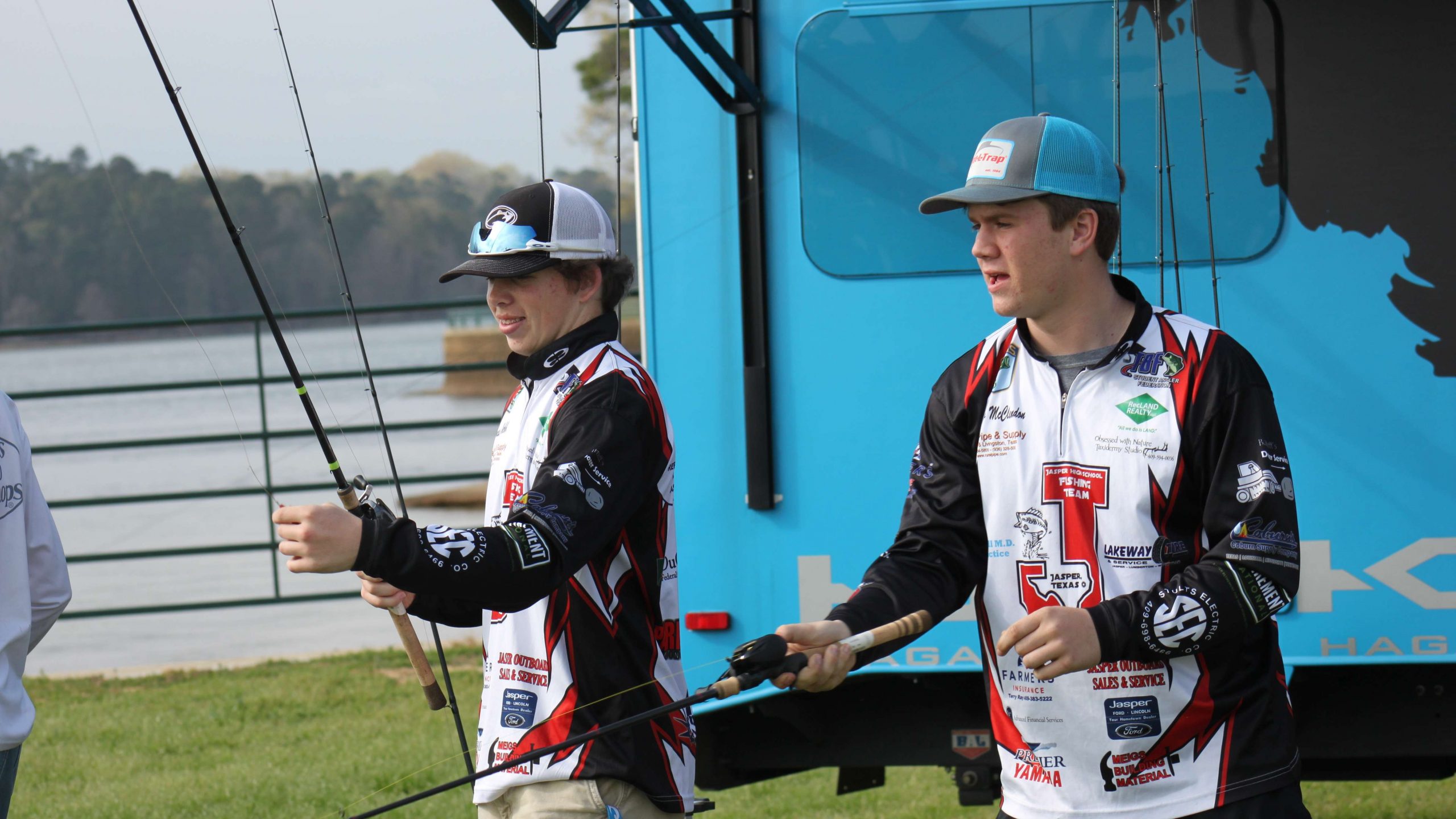 Chase Webb and Matthew Mclendon made the short trip across the
border from Jasper, Tex. to compete in the Central Open.