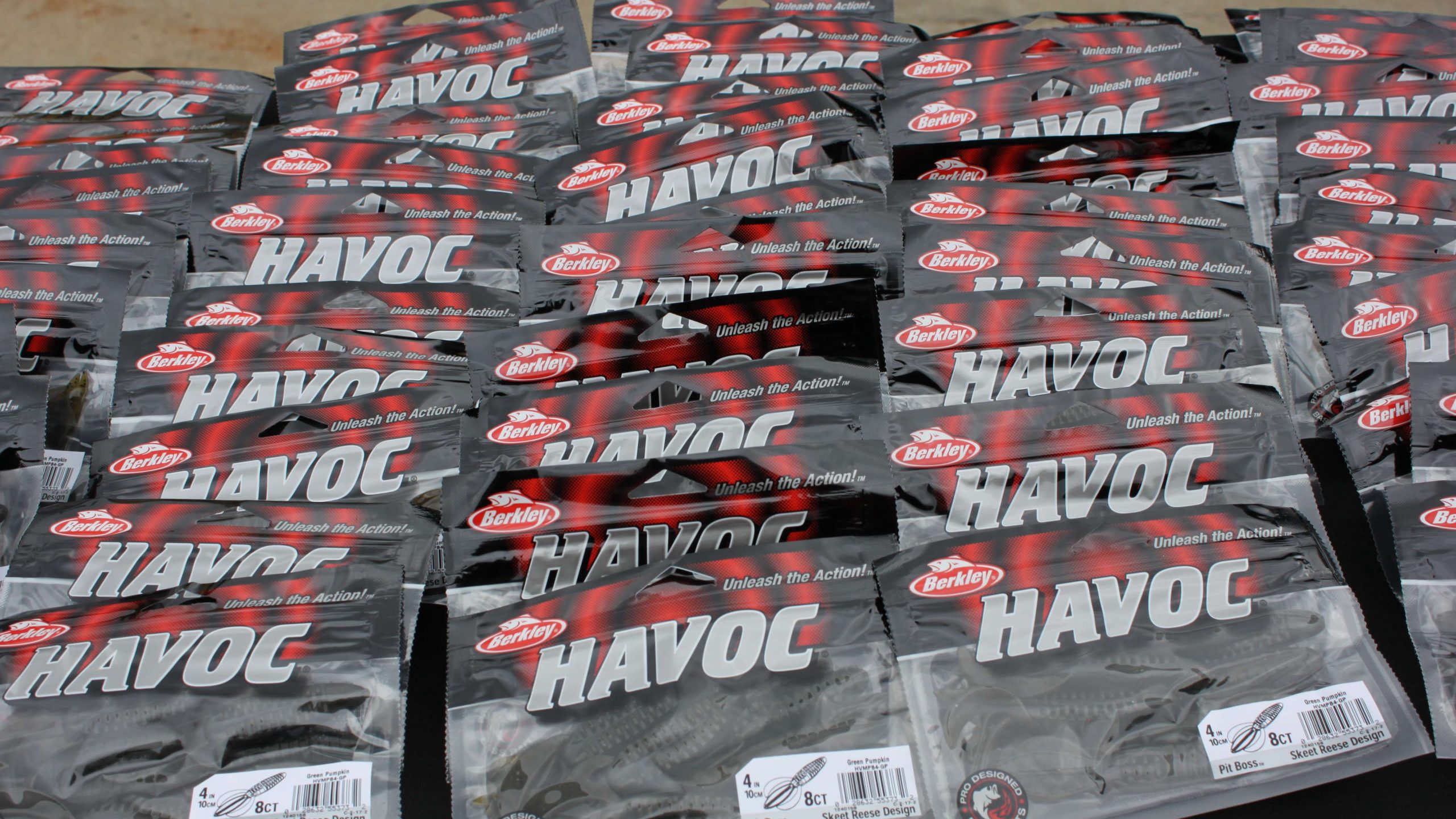  Berkley Havoc lures were among the loot given away at the
Central Open registration.
