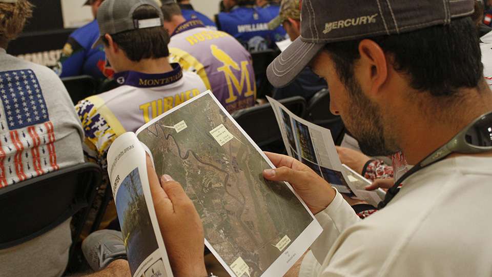 After finishing dinner, anglers were handed a map and briefing sheets with explanations on off-limits and fishable water.
