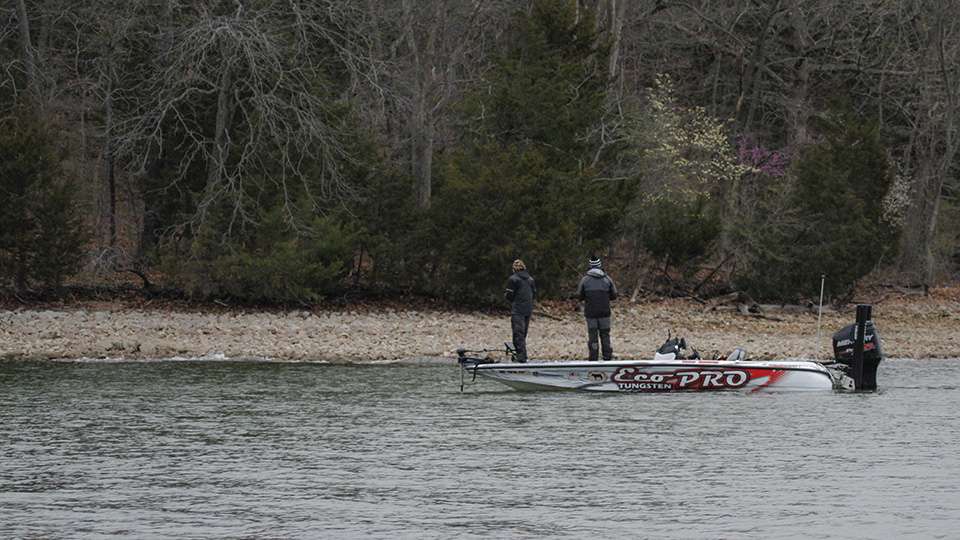 The final day of the Carhartt Bassmaster College Series Midwest Regional presented by Bass Pro Shops on Lake of the Ozarks started with temperatures in the low 40's as the Top 20 teams headed out to battle for the win and also the 19 National Championship spots.