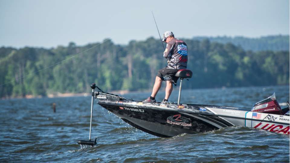 <b>John Murray</b><br>
John Murray made a key move on Championship Sunday to catch 24-15 and win the tournament by 5 pounds. The area was familiar ground for the veteran pro that won his first Bassmaster Elite Series. 
