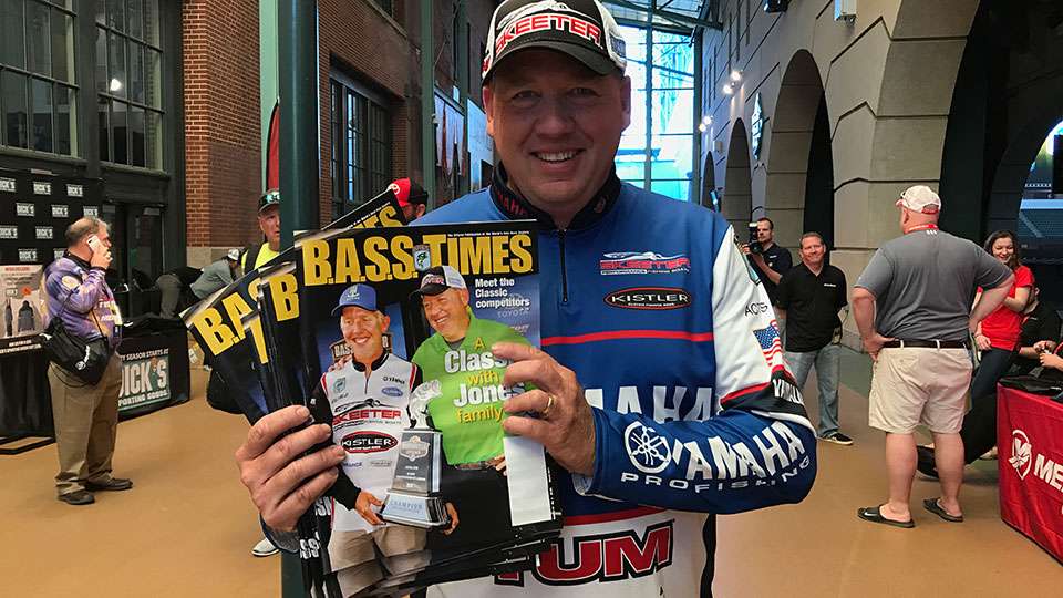 Alton Jones grabbed all the B.A.S.S. Times magazines from his table as he and son, Alton Jones Jr., were featured as the cover article. The Joneses became the fifth father/son to compete in the same Classic. Dad has a Classic title to his credit, and if Alton Jr. wins one, they would follow Guido and Dion Hibdon as the second father/son with titles.