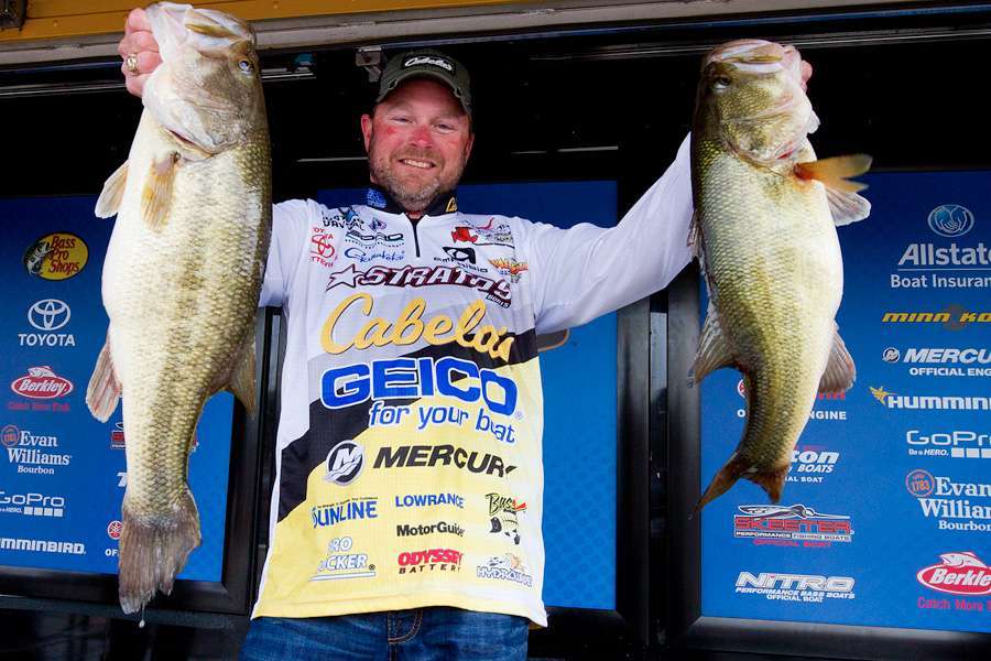 Elite Series pro Mike McClelland, who won a Mississippi Invitational on Ross Barnett in December 1996 with 22 pounds, 4 ounces, showed whatever lake managers did since then worked. His 23-5 bag led after Day 1 of the 2015 Open there, easily topping his three-day total from nine years earlier. Of course, The Rez, as itâs known to locals, reared its fickle head as both McClelland and Short missed the Day 3 cut.
