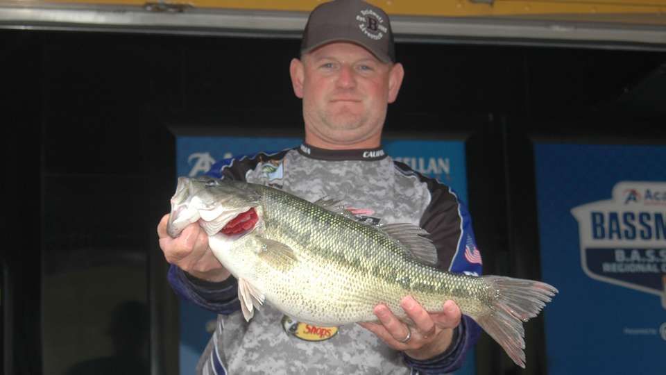 Nick Wood of Team California anchored his limit and the first-day lead with this gorgeous 6-pound, 9-ounce, spotted bass.

