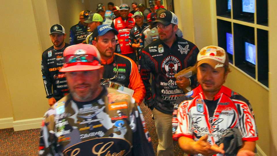 Elite anglers make their way to the meeting. 