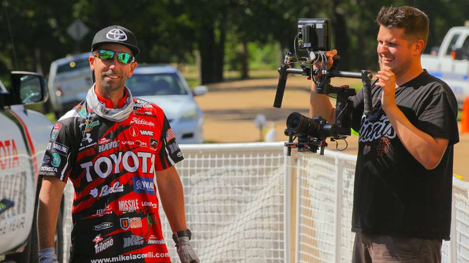 Mike Iaconelli and cameraman Ben Oliver had a little fun after Ike weighed his fish. 