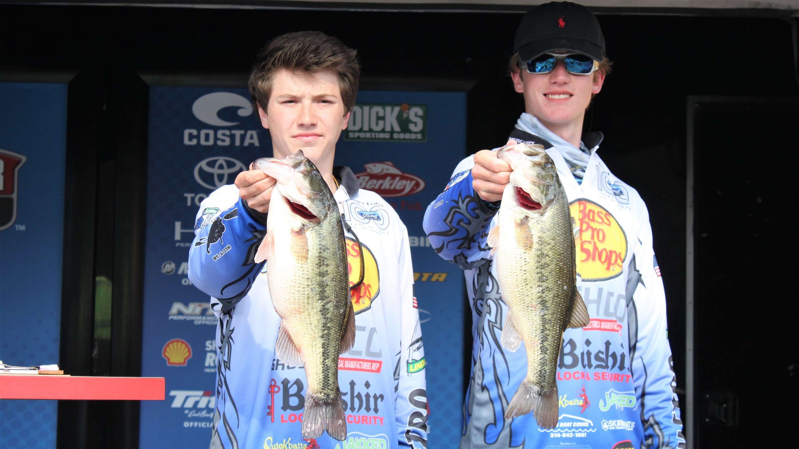  And Trey Schroeder and Grant Nisbet of Lindbergh (Mo.) High who placed 20th with 7-9.
