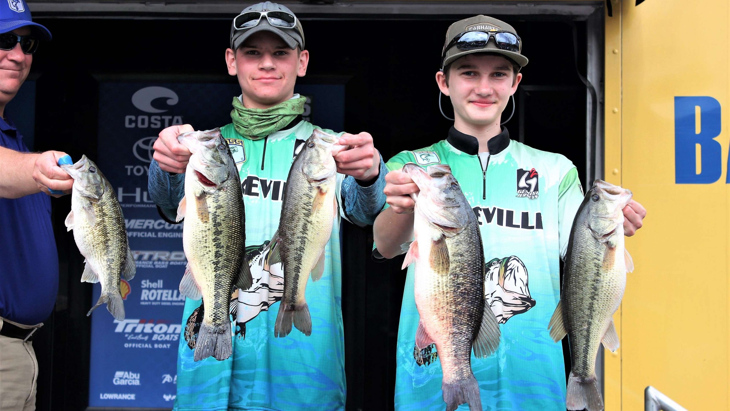 Nehemiah Glenn and Joseph Gorman of the Lakeville (Minn.) High team placed seventh with 13-2 total. They were one of seven teams that caught a limit on Sunday.