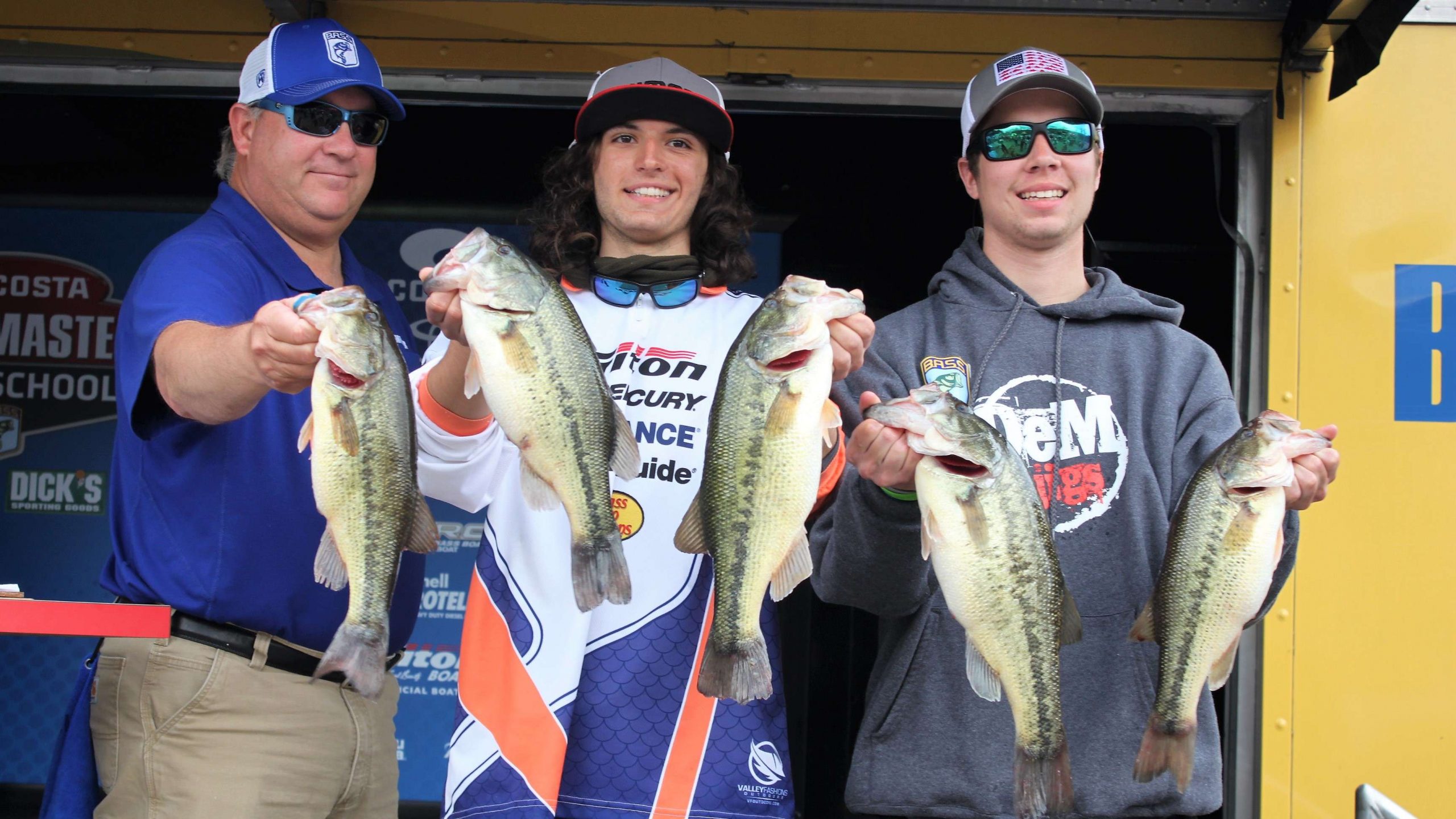 But the 14-1 limit weighed by Tyler Lubbat and Nolan Siara of the Buffalo Grove (Ill.) Bass Fishing Club is not enough to bump the leaders from atop the board.