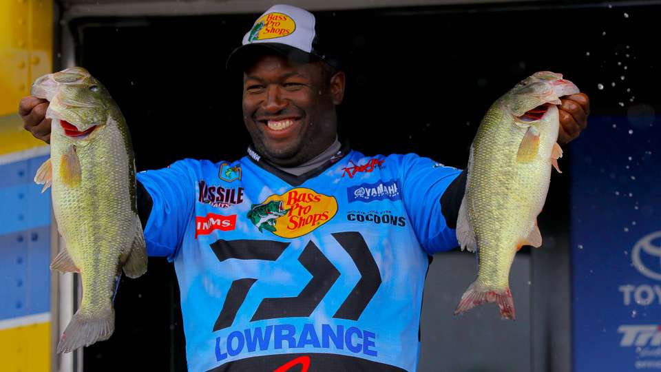 This nice pair of Chickamauga bass helped him finish 5th with 59-6.