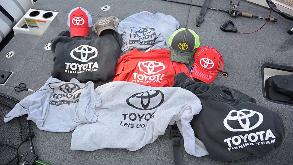 The question Jason Forsgren gets asked the most is: âDo you have any clothes other than Toyota?â He wears their T-shirts and hats 3 to 4 days a week. âTheyâve been good to me, so I should be good to them,â Jason says.
