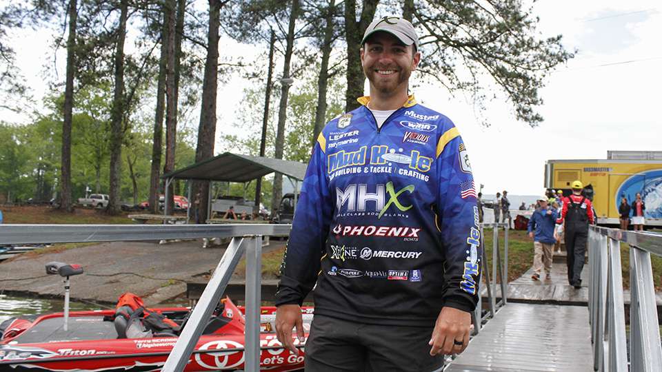 Elite Series pro Brandon Lester is all smiles after catching 19+ pounds on his Plan D gameplan after his primary patterns didn't yield.