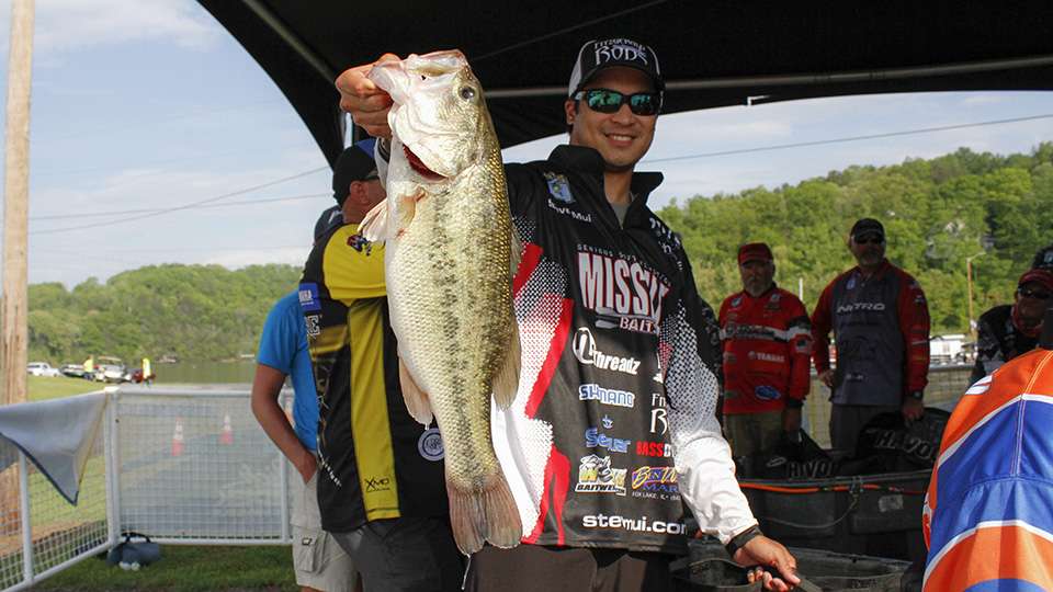 Steve Mui also got that crucial big bite on Day 1.