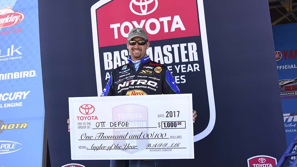 Ott DeFoe is all smiles as he picks up his $1,000 bonus from Toyota for leading the 2017 Toyota Trucks Bassmaster Angler of the Year points race.